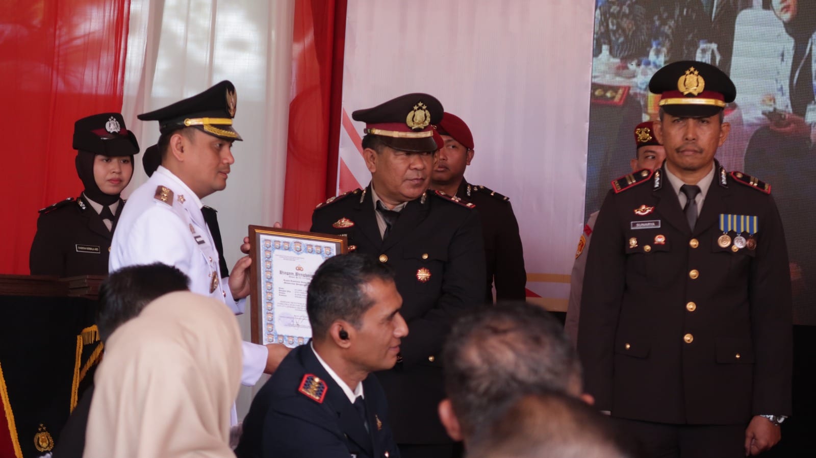 Gagalkan Peredaran 40 Kilogram Narkotika, Kapolsek KPN Bersama Jajaran Terima Penghargaan di Hari Bhayangkara Ke-80