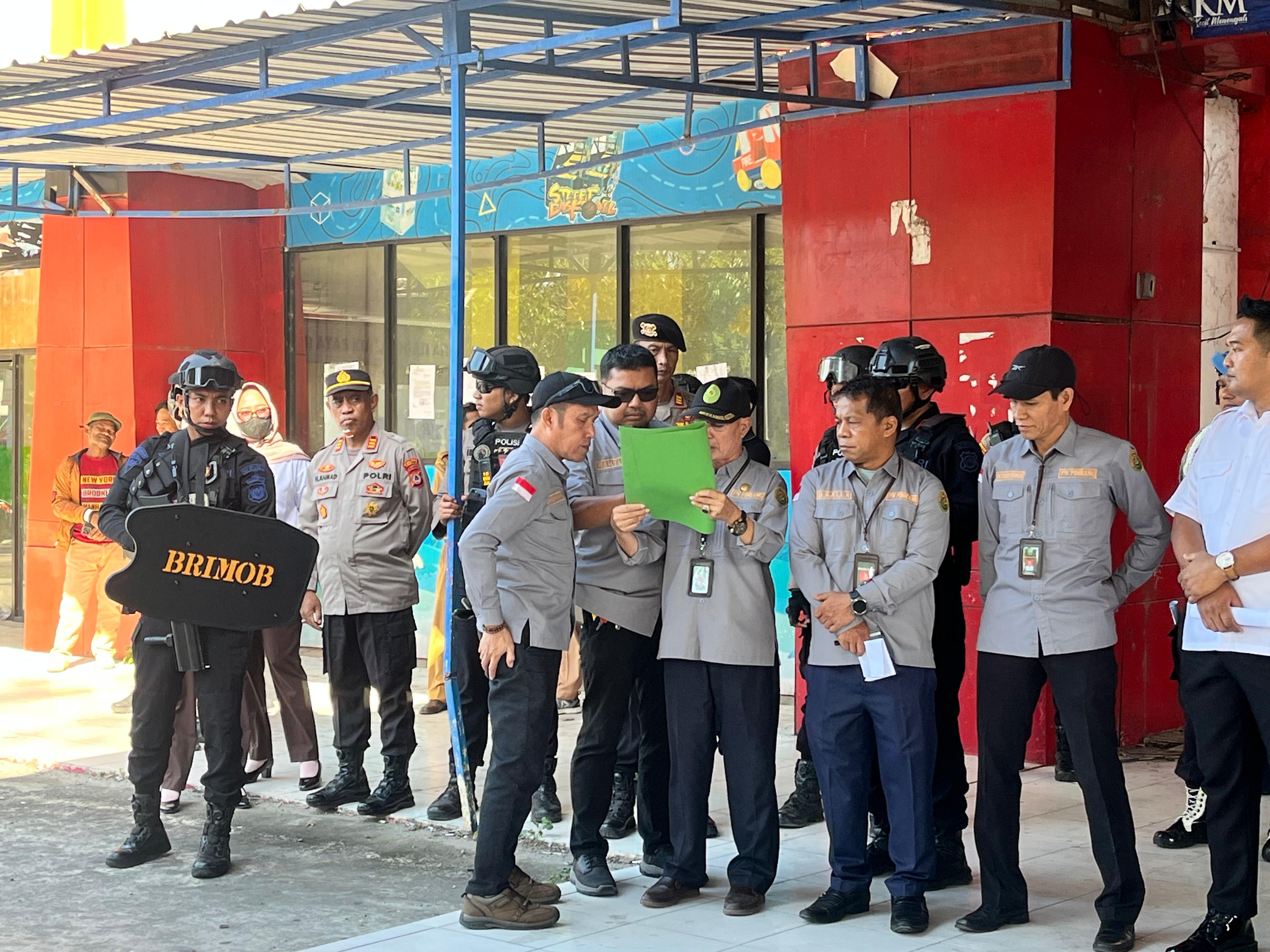 Mall Pinrang Resmi Diserahkan ke Pemkab, Pengamanan Diback Up 2 SST Brimob Sulsel