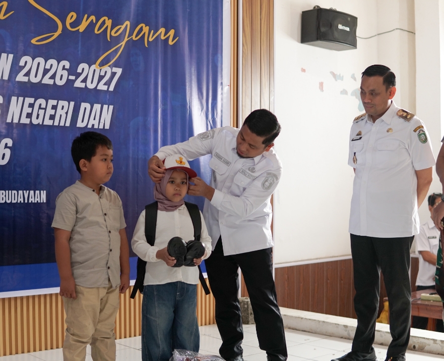 Pemkot Parepare Salurkan Seragam Sekolah Gratis, Orang Tua Hemat Lebih Rp1 Juta