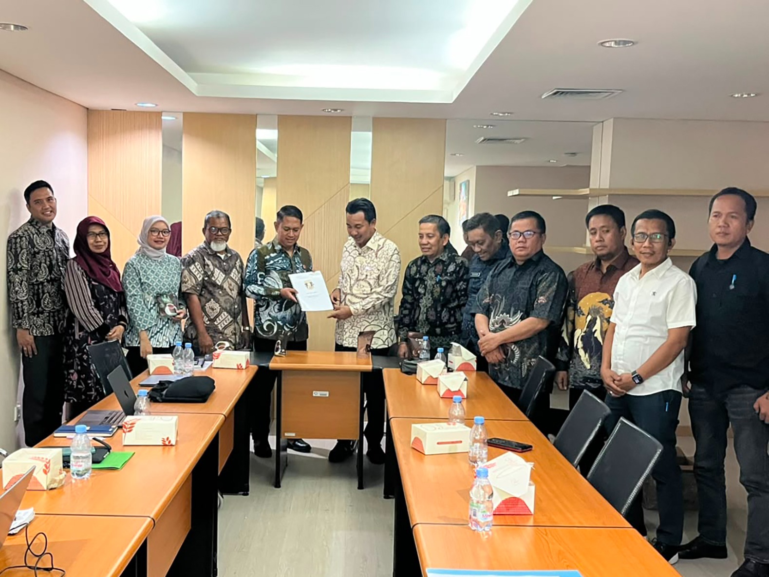 Jemput Bola ke Kemenperin, Bupati Luwu Utara Amankan Program Pemberdayaan UMKM