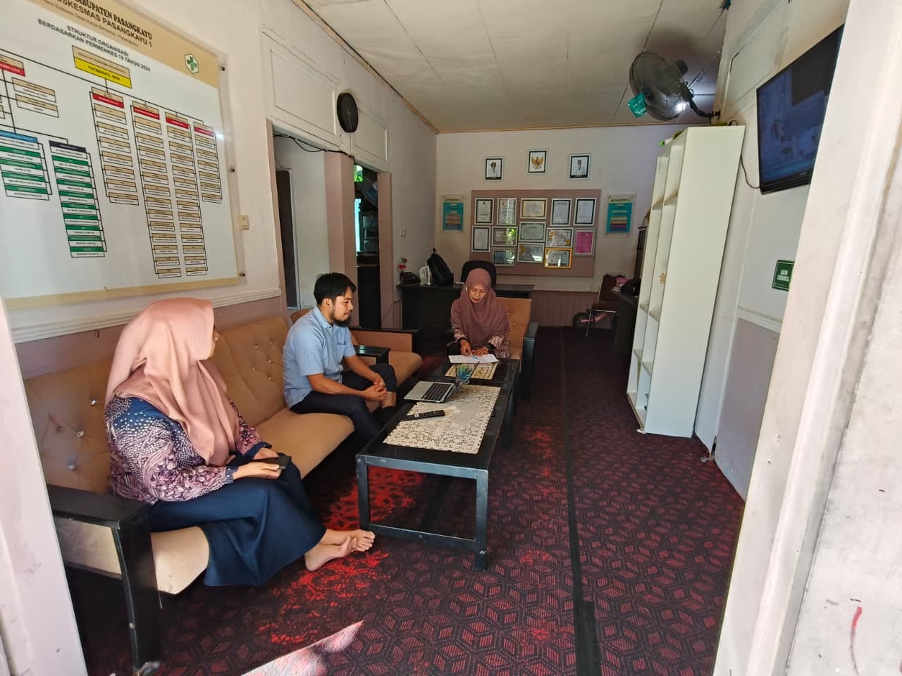 Perkuat Promosi Kesehatan di Layanan Primer, DKPPKB Sulbar Lakukan Diskusi Bersama Puskesmas Pasangkayu I
