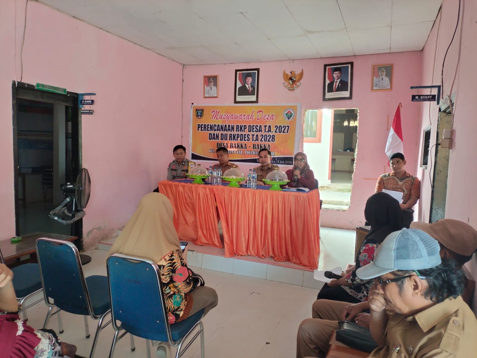 Bhabinkamtibmas Hadiri Musdes Perencanaan RKP Desa 2027, Polri Dukung Pembangunan Desa yang Partisipatif