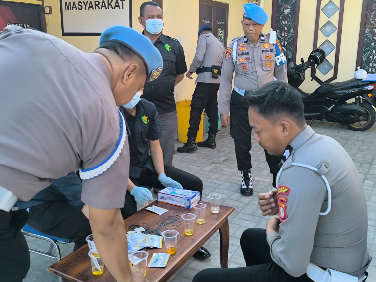 Perkuat Integritas Personel, Bid Propam Polda Sulbar Gelar Gaktiblin dan Tes Urine Mendadak di Polres Majene