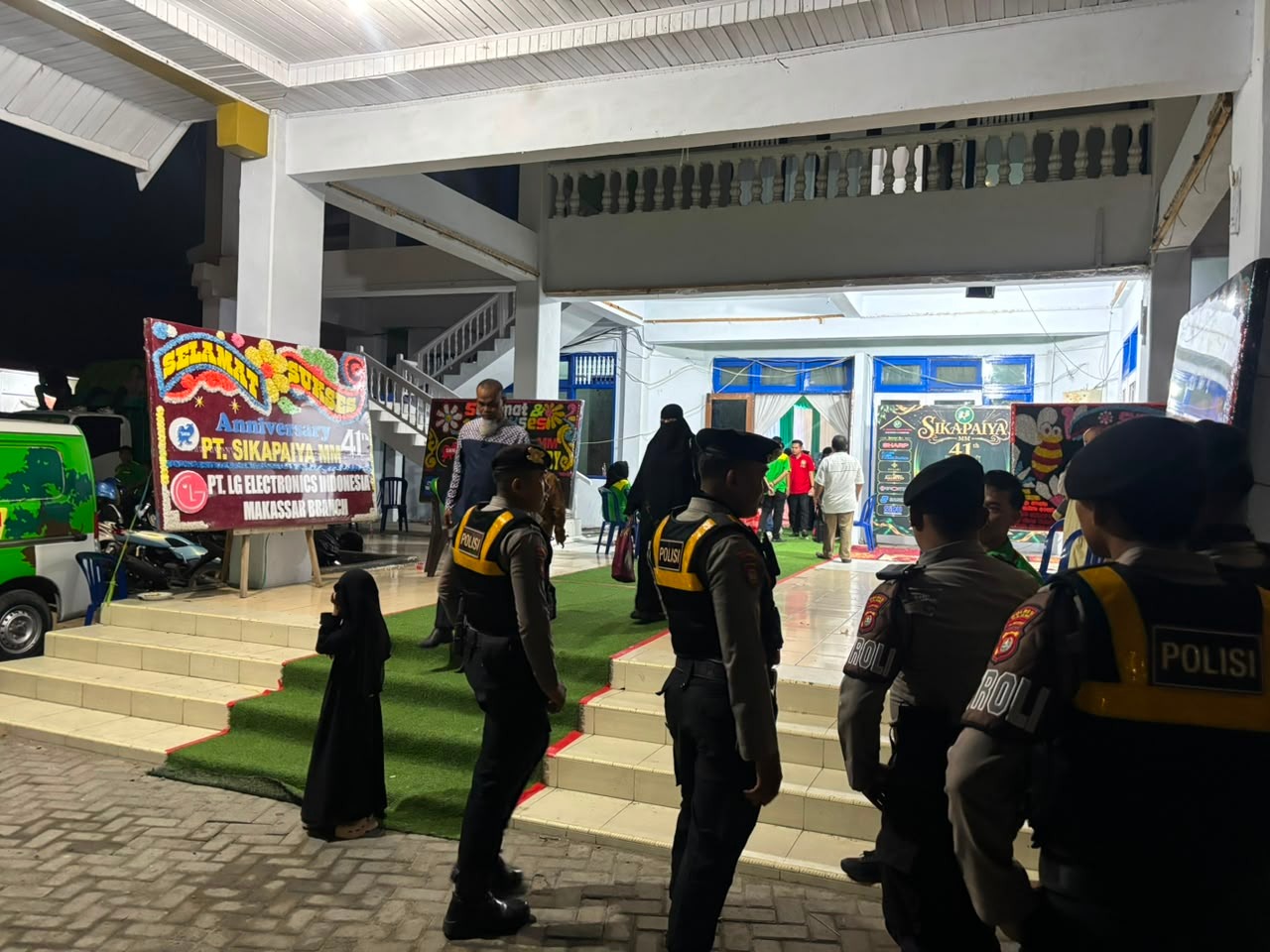 Patroli Dialogis Samapta Polres Majene Hadirkan Rasa Aman, Warga Diajak Bersama Jaga Kamtibmas Malam Hari
