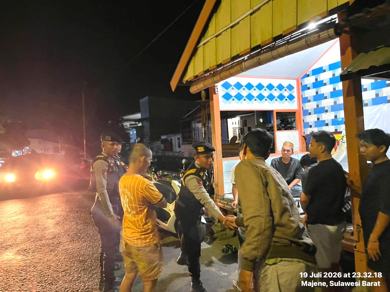Patroli Malam Sat Samapta Polres Majene Perkuat Rasa Aman, Warga Diimbau Jaga Kondusivitas Jelang Final Piala Dunia 2026