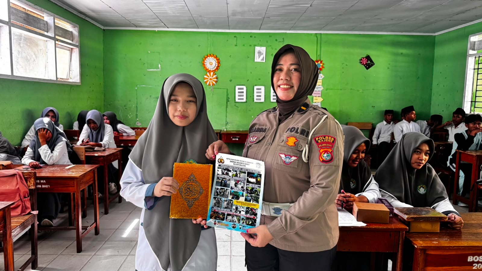 Bentuk Generasi Pelopor Keselamatan Berlalulintas, Satlantas Polres Majene Sambangi Pondok Pesantren Ihyaul Ulum DDI Baruga