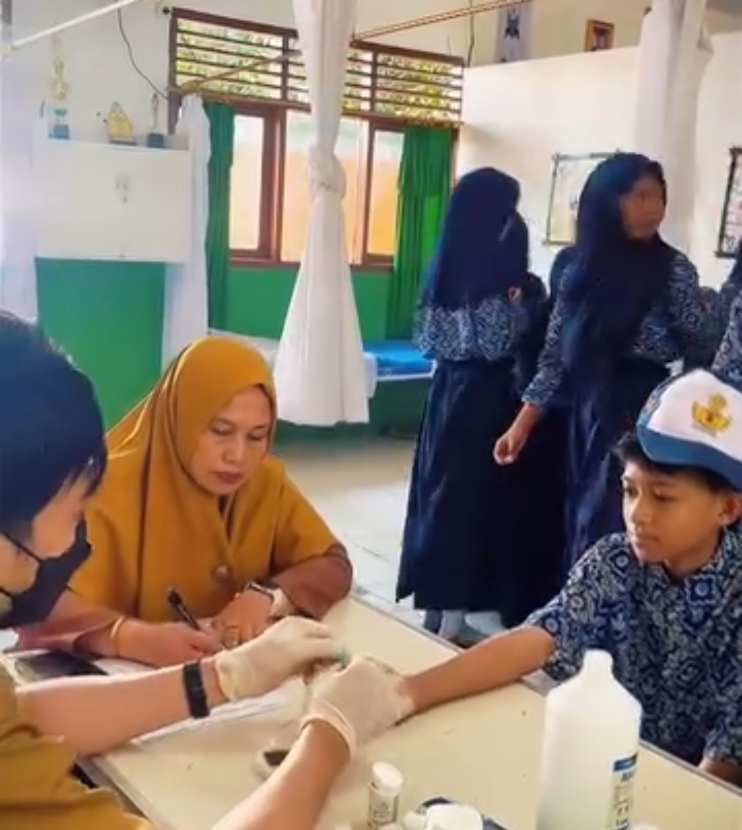 Puskesmas Lumpue Gelar Cek Kesehatan Gratis di SMP Negeri 5 Parepare