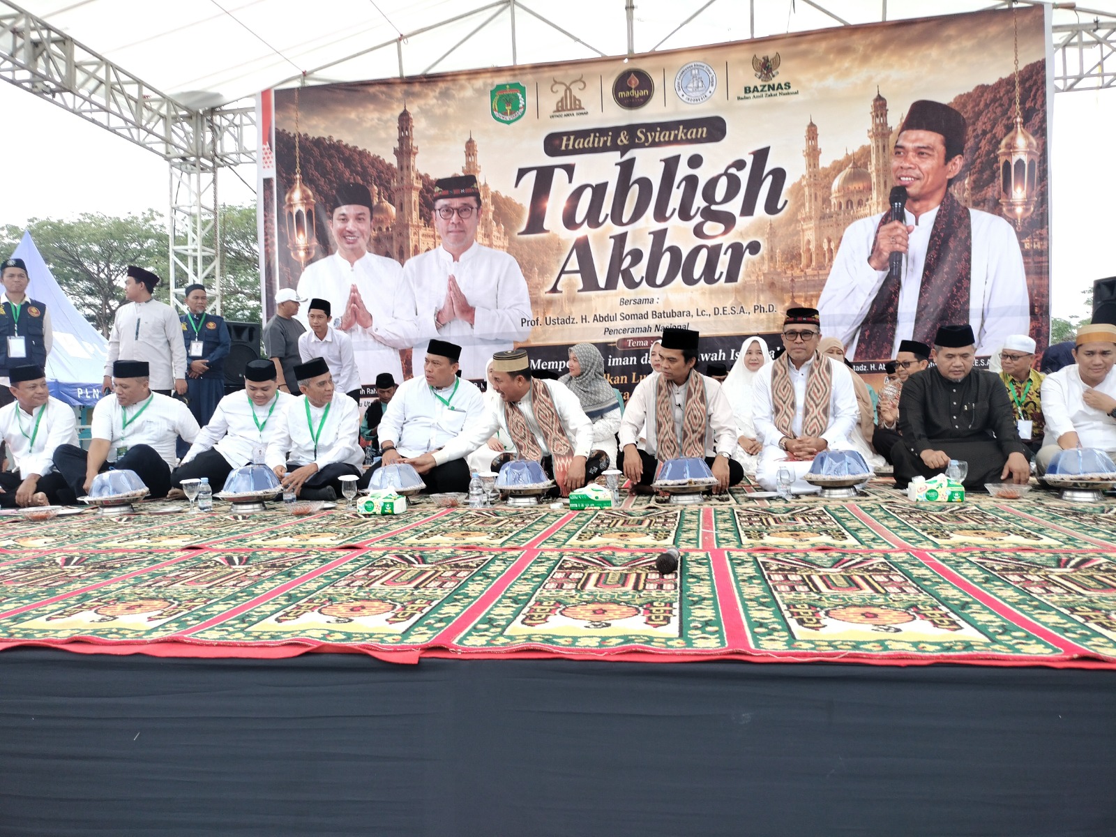Lautan Jemaah Padati Lapangan Taman Siswa, Tablig Akbar Ustaz Abdul Somad di Masamba Sukses dan Penuh Berkah
