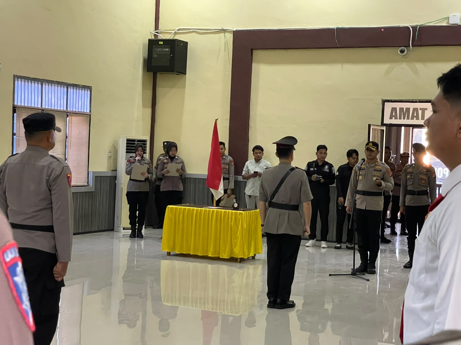 Kapolres Polman Pimpin Upacara Penyerahan Jabatan Wakapolres Polman