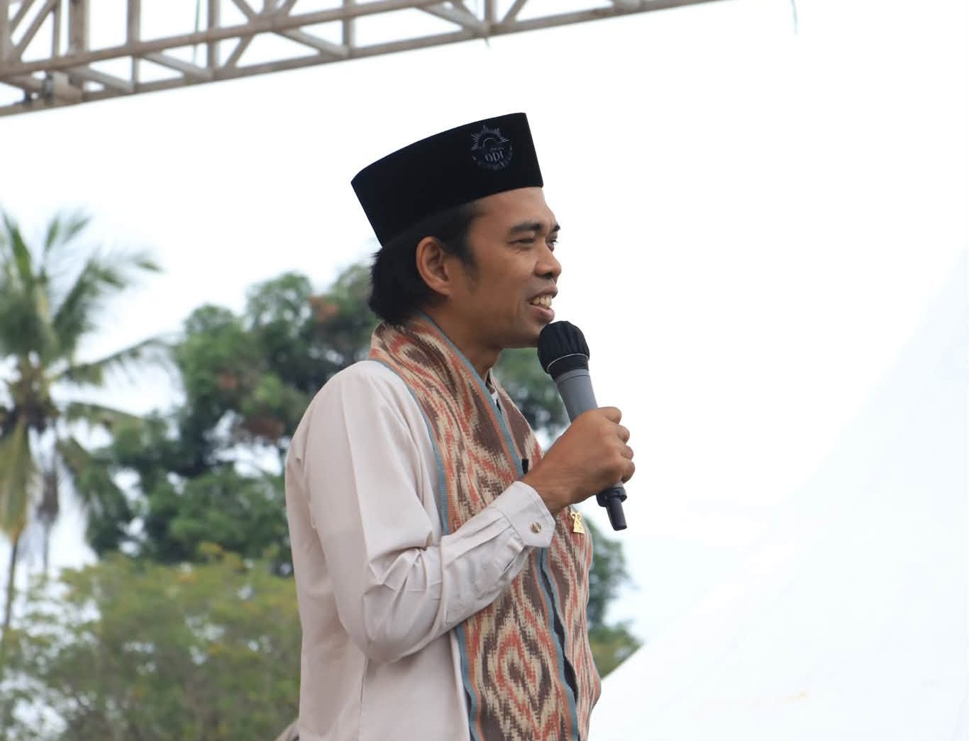 Ustaz Abdul Somad Sebut Luwu Utara Dipenuhi Orang-orang yang Bahagia