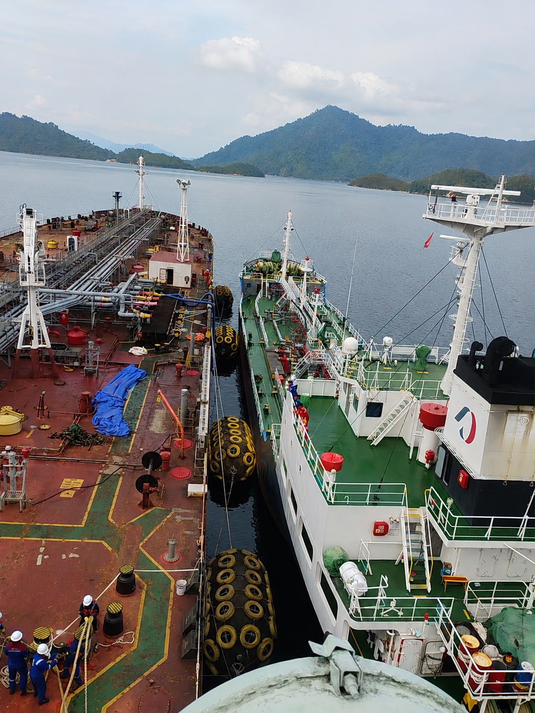 Pertamina Operasikan Perdana STS Kolonodale, Perkuat Distribusi Biosolar B50 di Sulawesi