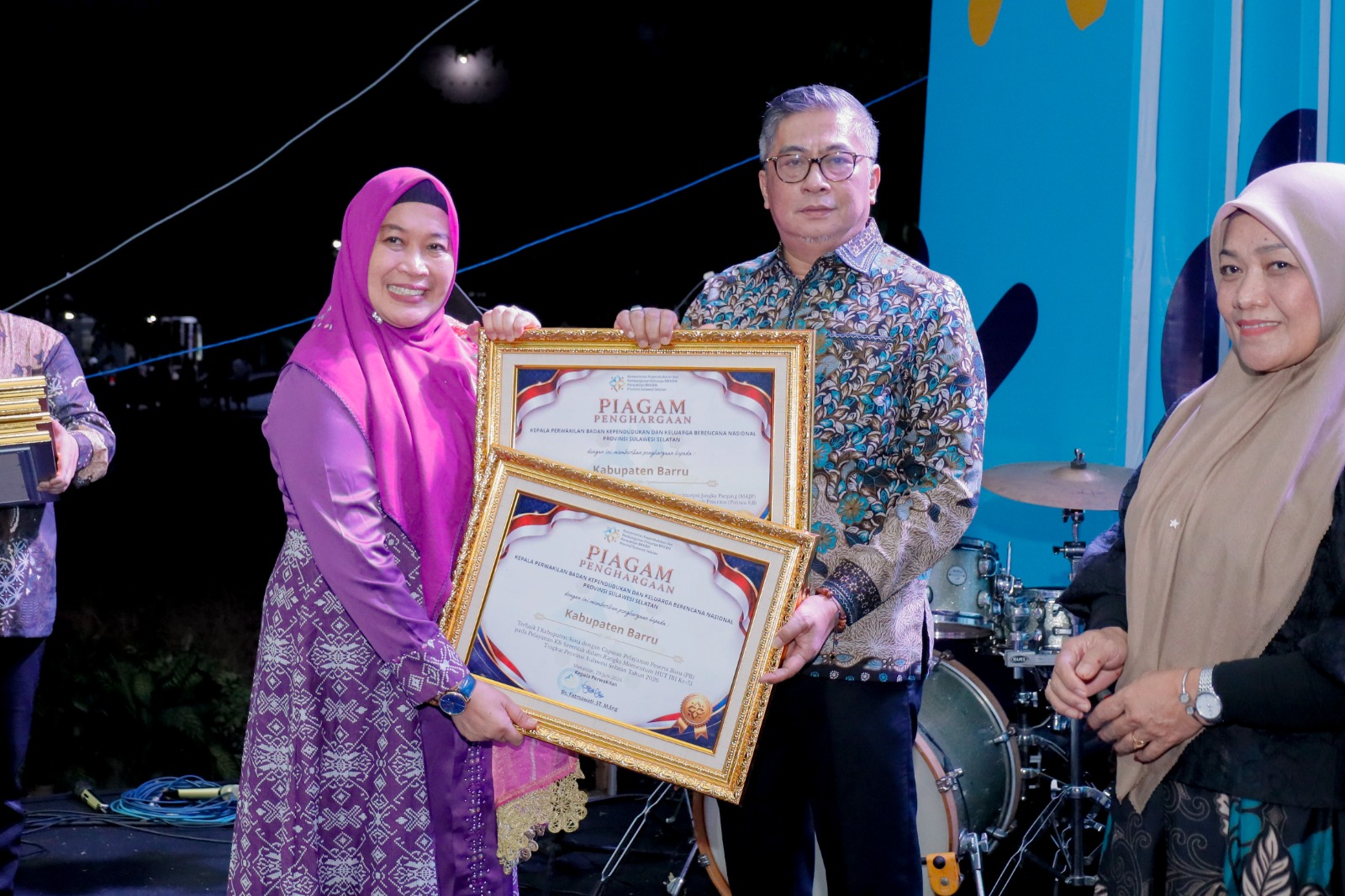 Barru Borong Dua Penghargaan Terbaik I pada Harganas Sulsel 2026