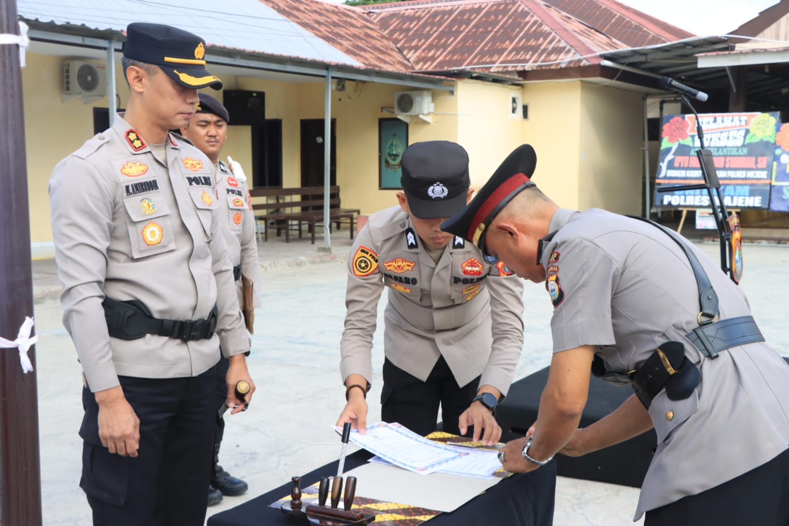 Kapolres Majene Pimpin Upacara Sertijab, Lima Jabatan Strategis Resmi Berganti 