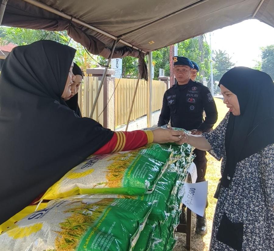 Masuk Minggu Ketiga, Gerakan Pangan Murah Brimob Sulsel Masih Diserbu Warga