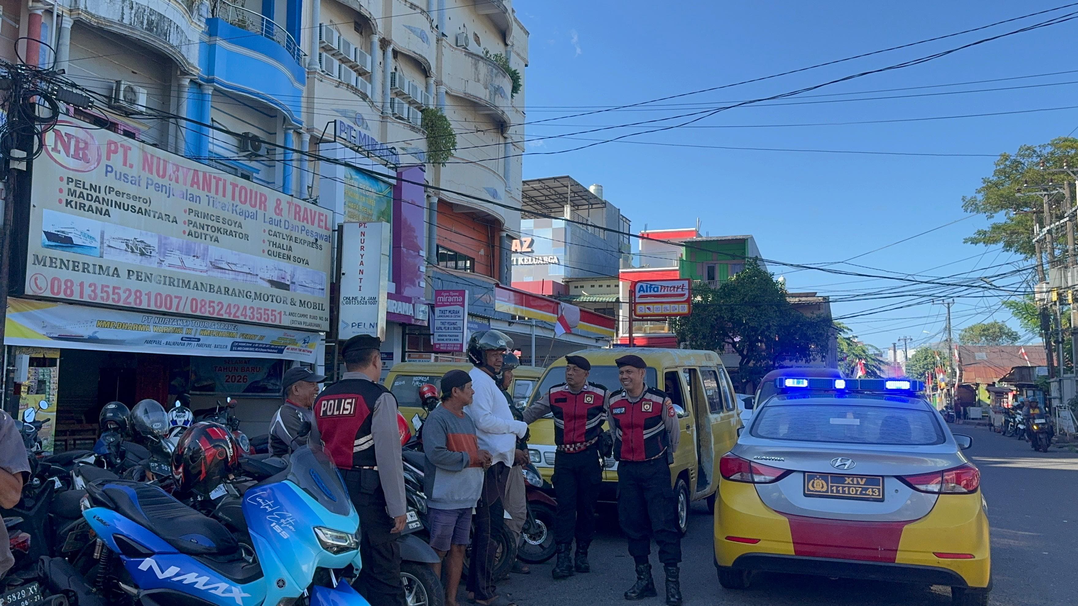 Jaga Keamanan Saat Jam Sibuk, Sat Samapta Polres Parepare Laksanakan Patroli Pagi