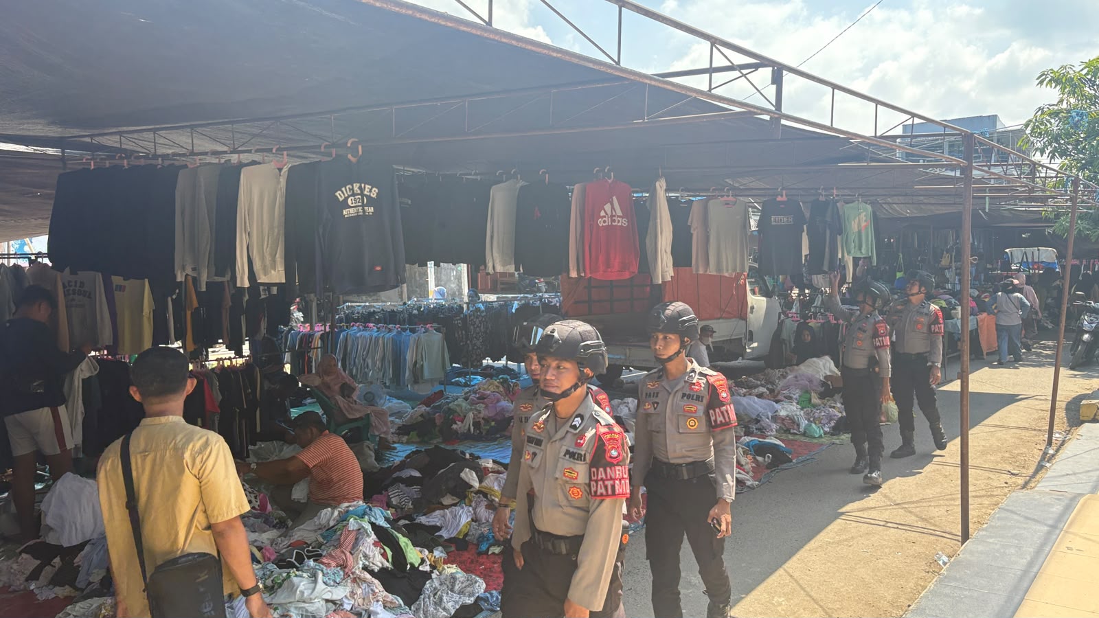 Patroli Perintis Presisi Polres Polman Sasar Pasar dan Sekolah, Antisipasi Premanisme