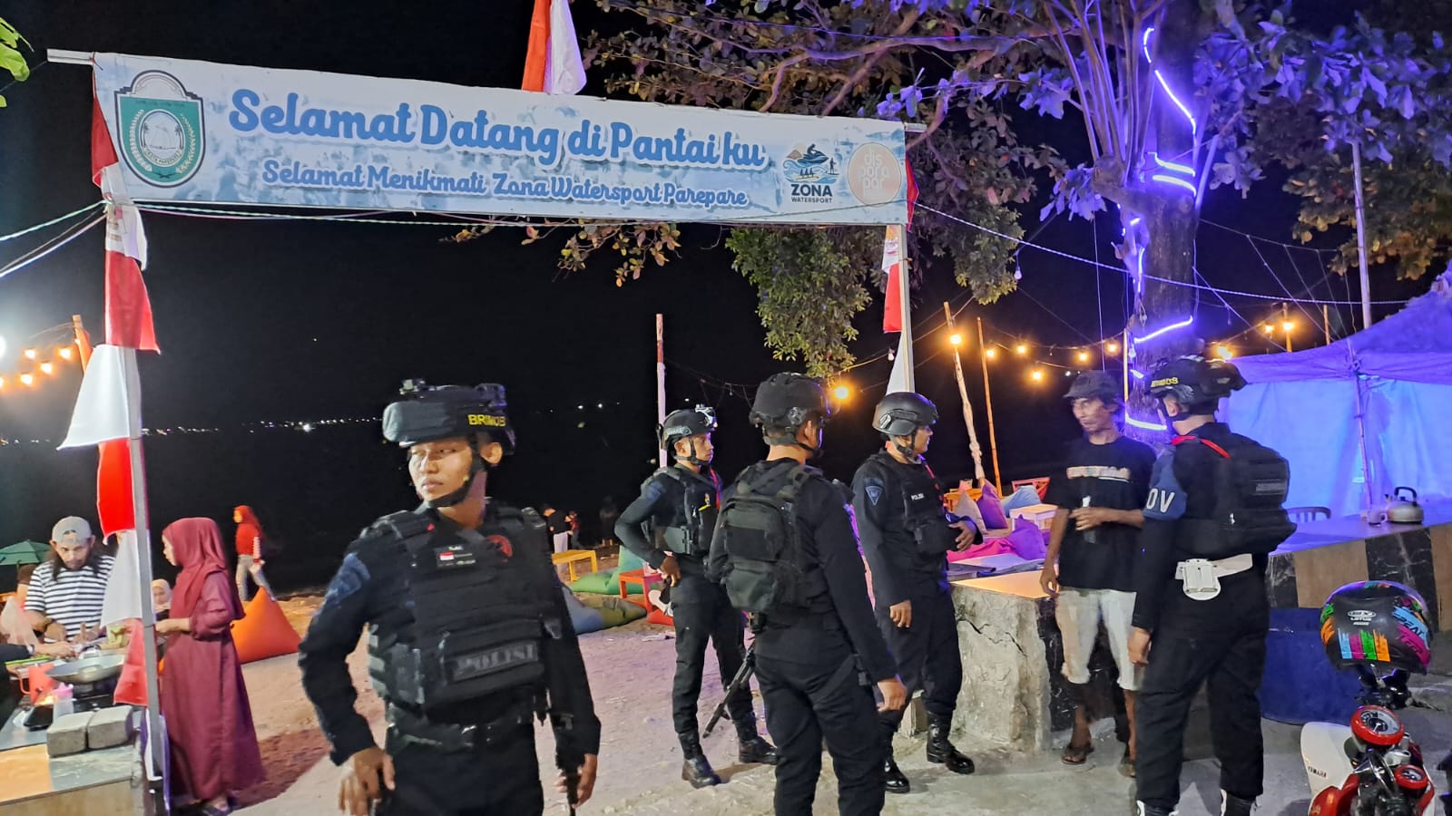 Patroli Preventif di Titik Keramaian Parepare, Brimob Pastikan Aman dan Kondusif