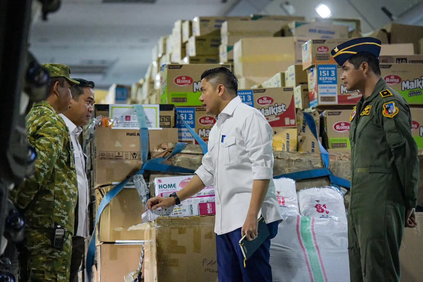 31 Ton Logistik Dikirim ke NTT, 500 Pompa ke Kalimantan