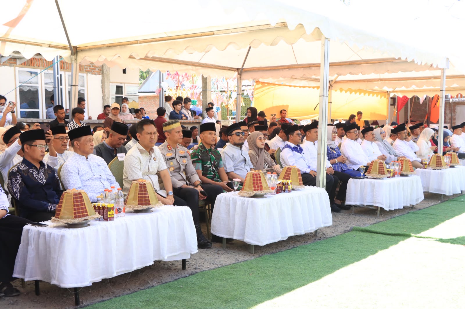 Kapolres Majene Hadiri Maulid Nabi di Salabose, Teguhkan Sinergi Agama dan Kearifan Lokal