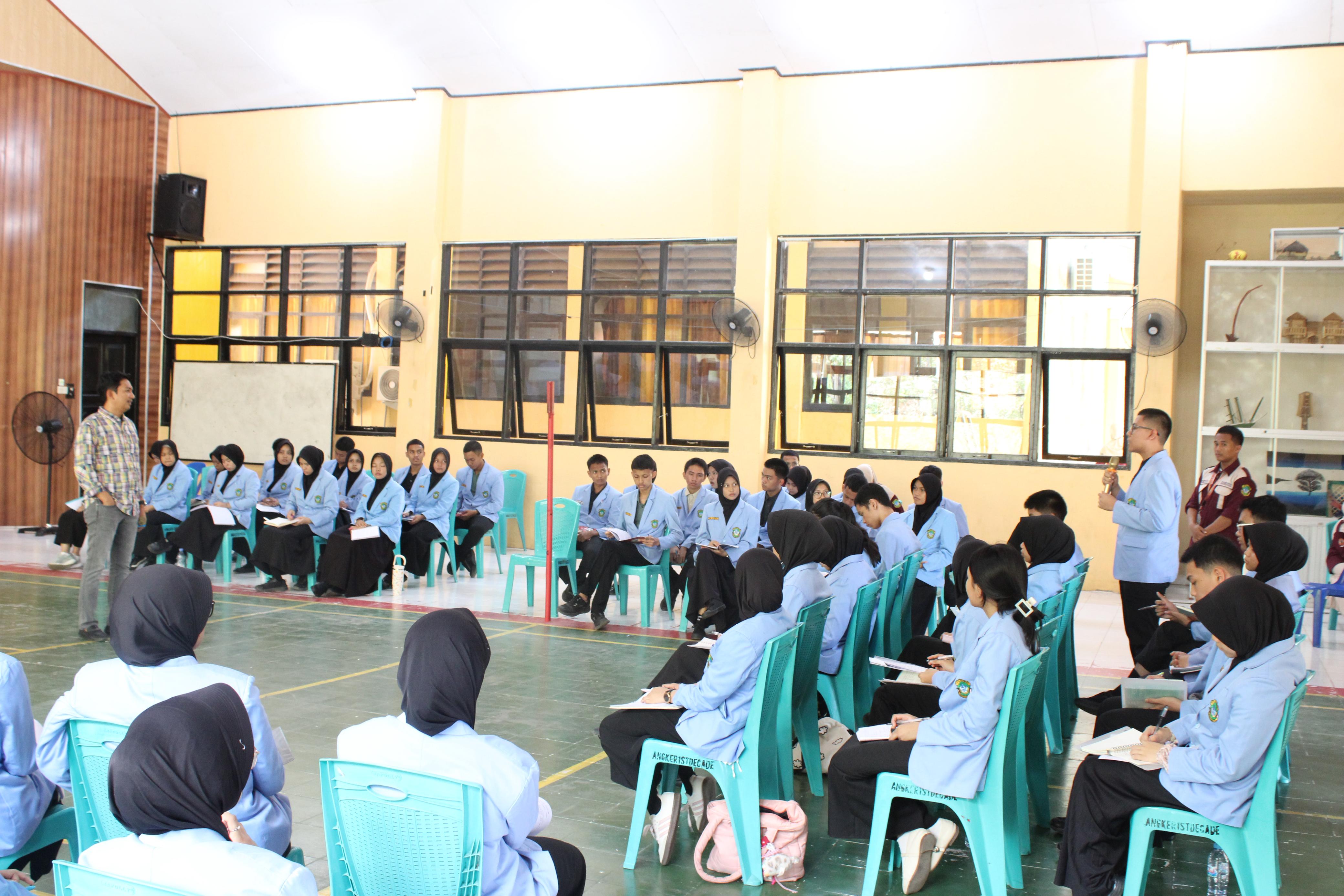 KPU Kota Parepare Gelar Sosialisasi dan Pendidikan Pemilih di UPT. SMA Negeri 5 Parepare