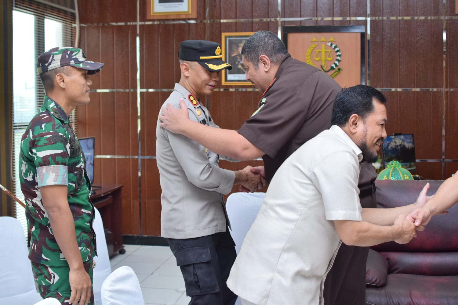 Kapolres Majene Hadiri Kunjungan Kerja Kajati Sulbar, Perkuat Sinergi Penegakan Hukum di Daerah