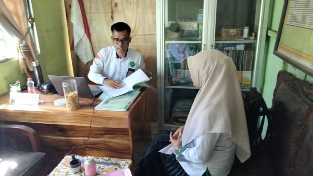 Supervisi 12 Guru, MI DDI Kaloang Pastikan Perencanaan Siap Diterapkan