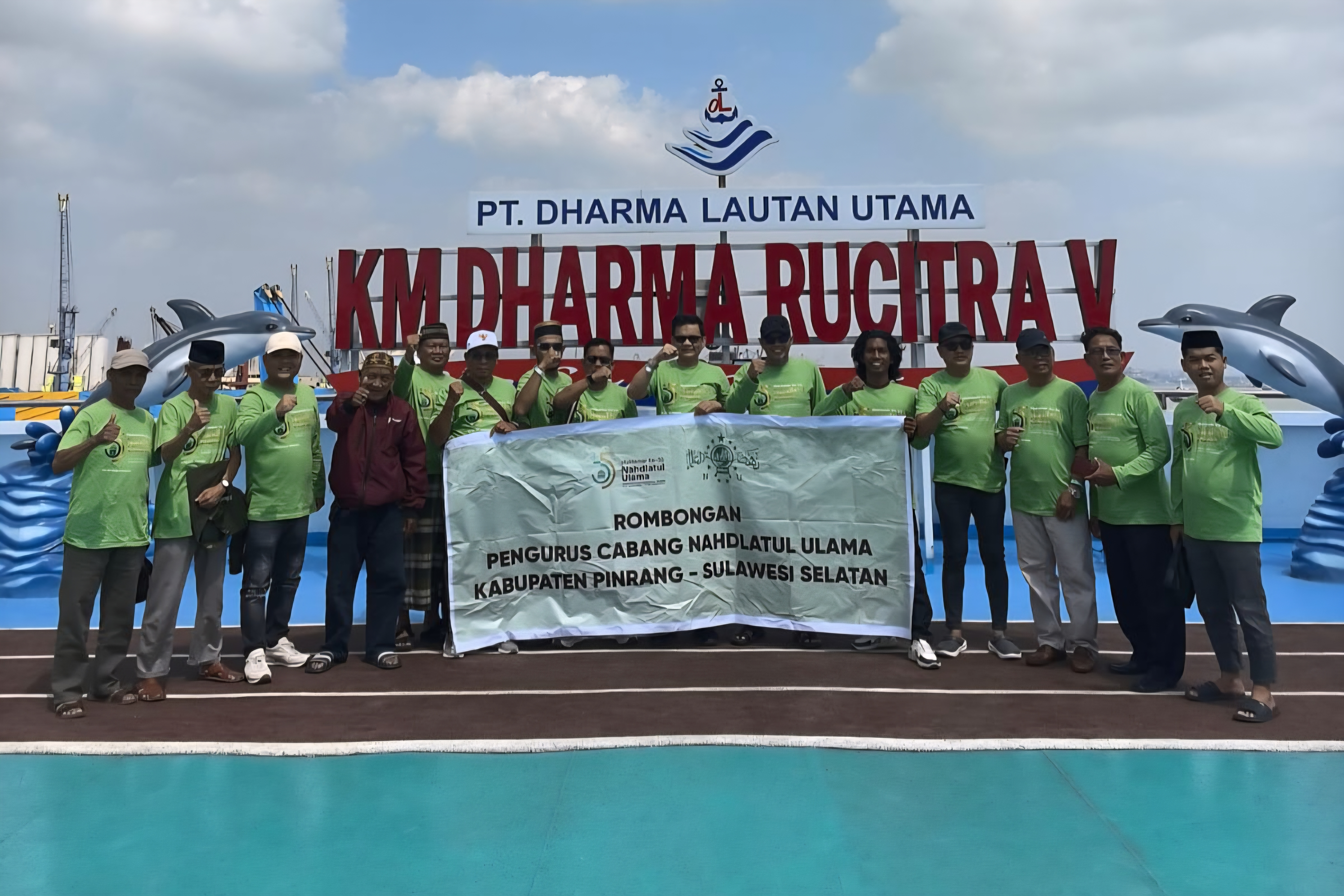 Menjemput Berkah di Muktamar ke-35 NU: Cerita Keseruan dan Kebersamaan dari Atas Kapal KM Dharma Rucitra V