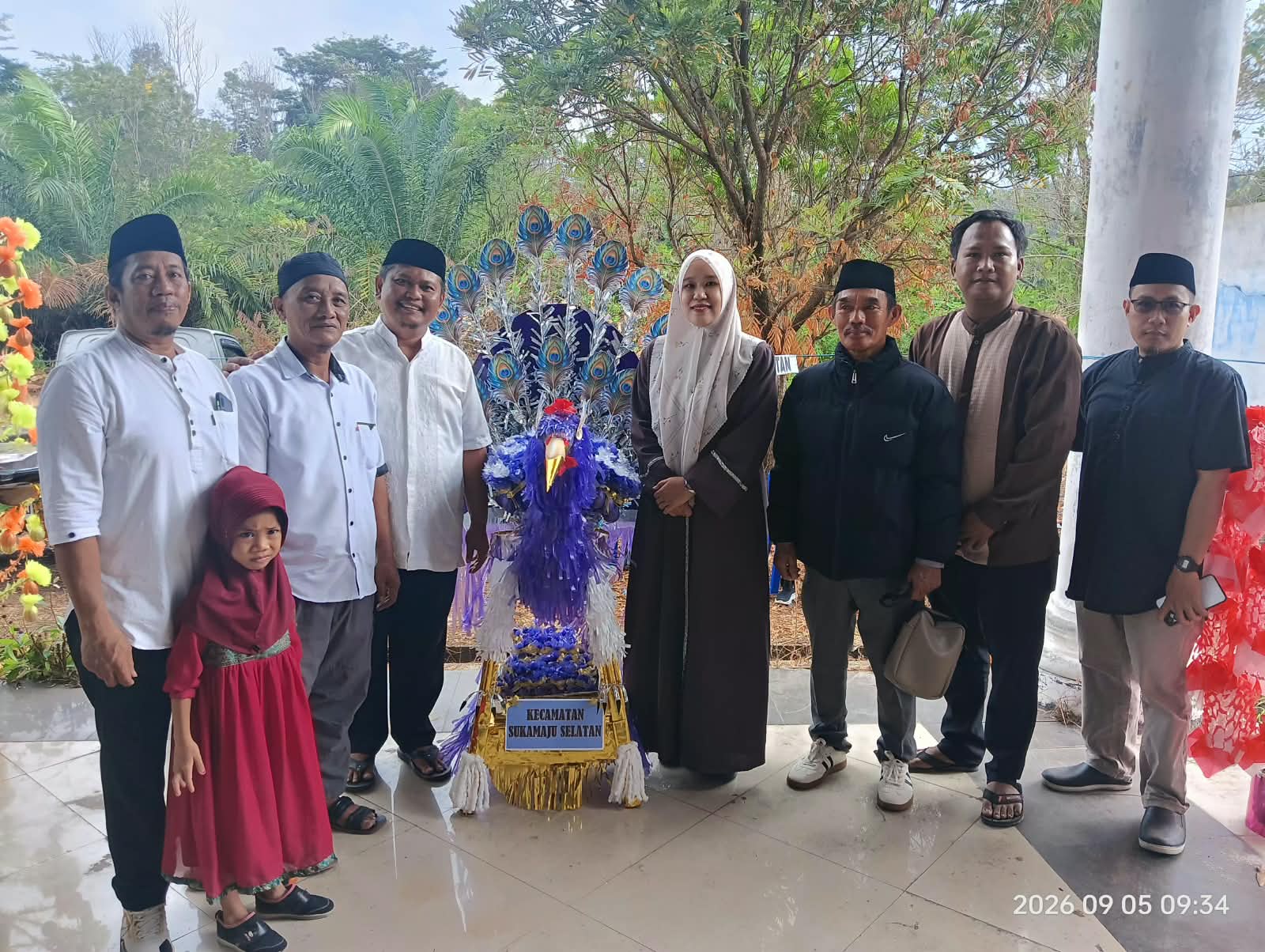 Sultan Juara Pertama Lomba Bunga Male pada Perayaan Maulid Nabi SAW Tingkat Kabupaten Luwu Utara