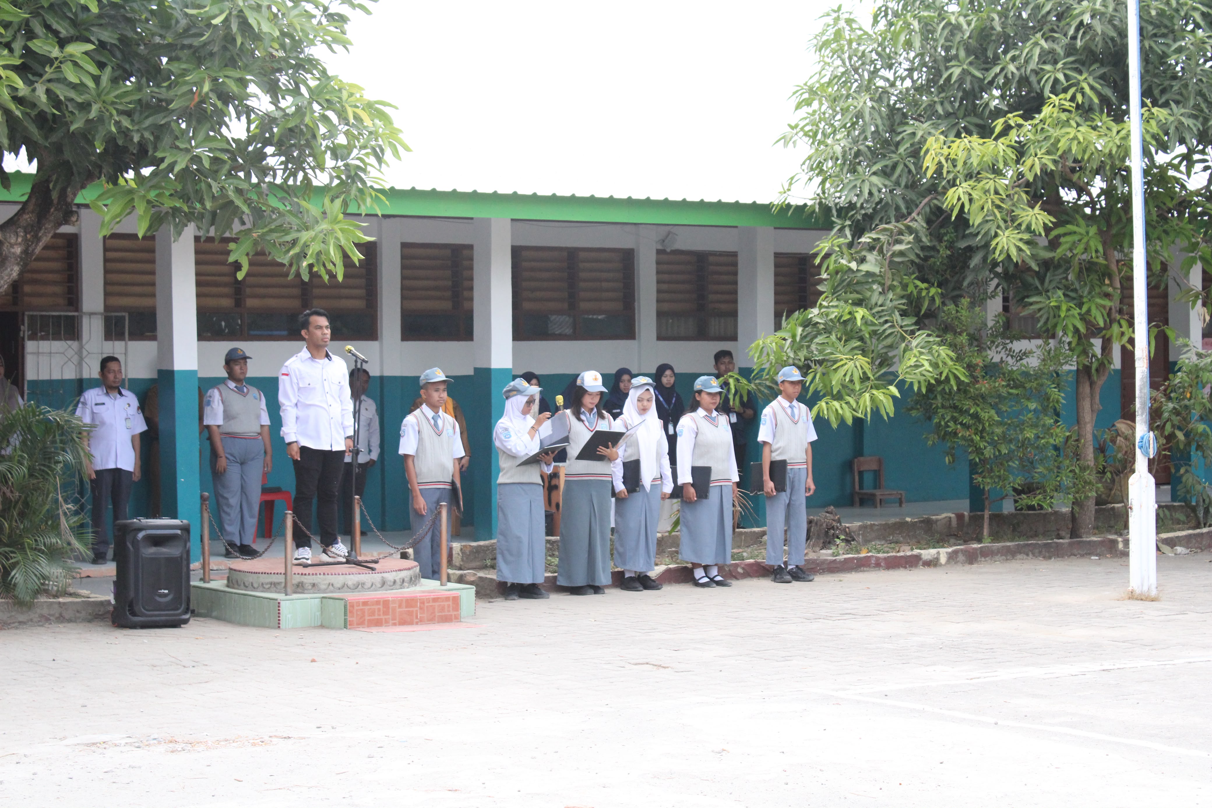 Kenali, Pahami, Baru Pilih! KPU Parepare Ajak Siswa SMA 4 Parepare Jadi Pemilih Cerdas