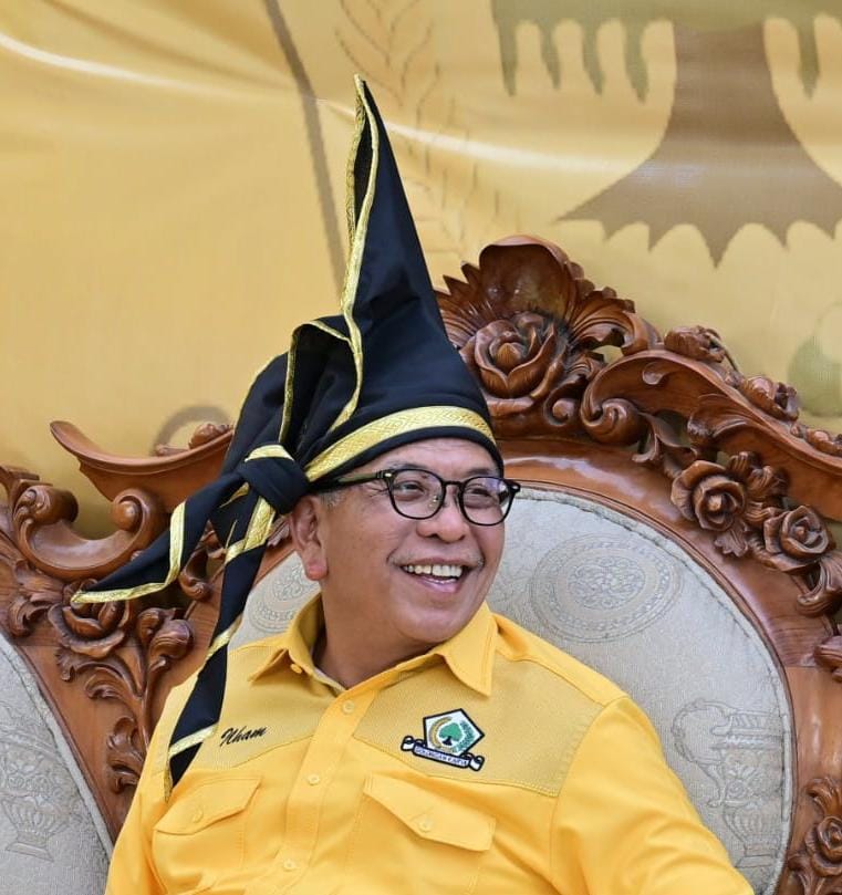 Politik Sipakatau: Membaca Gaya Egaliter IAS dan Daya Tahan Politik Lokal Sulsel