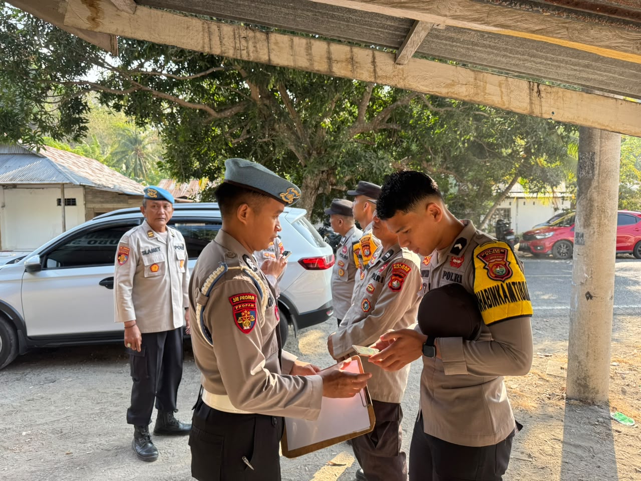 Propam Polres Majene Perketat Disiplin Personel Lewat Gaktiblin di Polsubsektor Tubo Sendana