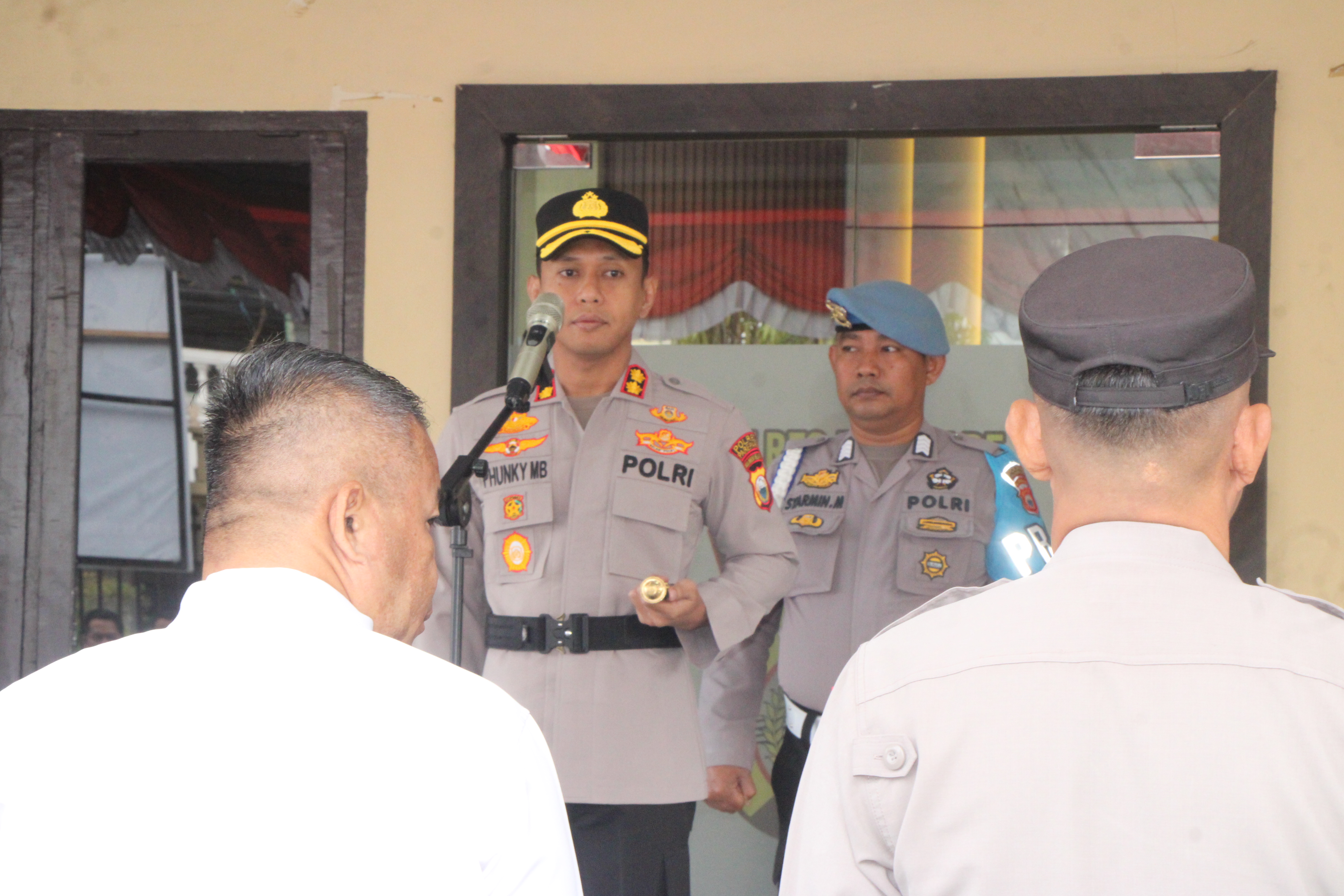 Kapolres Parepare AKBP Phunky Mahendra Minta Personel Bhabinkamtibmas Maksimal Jaga Kondusivitas Wilayah