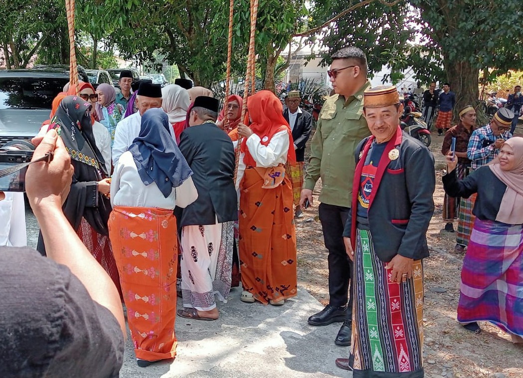Arung Keluarga Langkana’E Kedatuan Luwu Gelar Maulid Nabi dan Ziarah ke Kompleks Makam Datuk Patimang