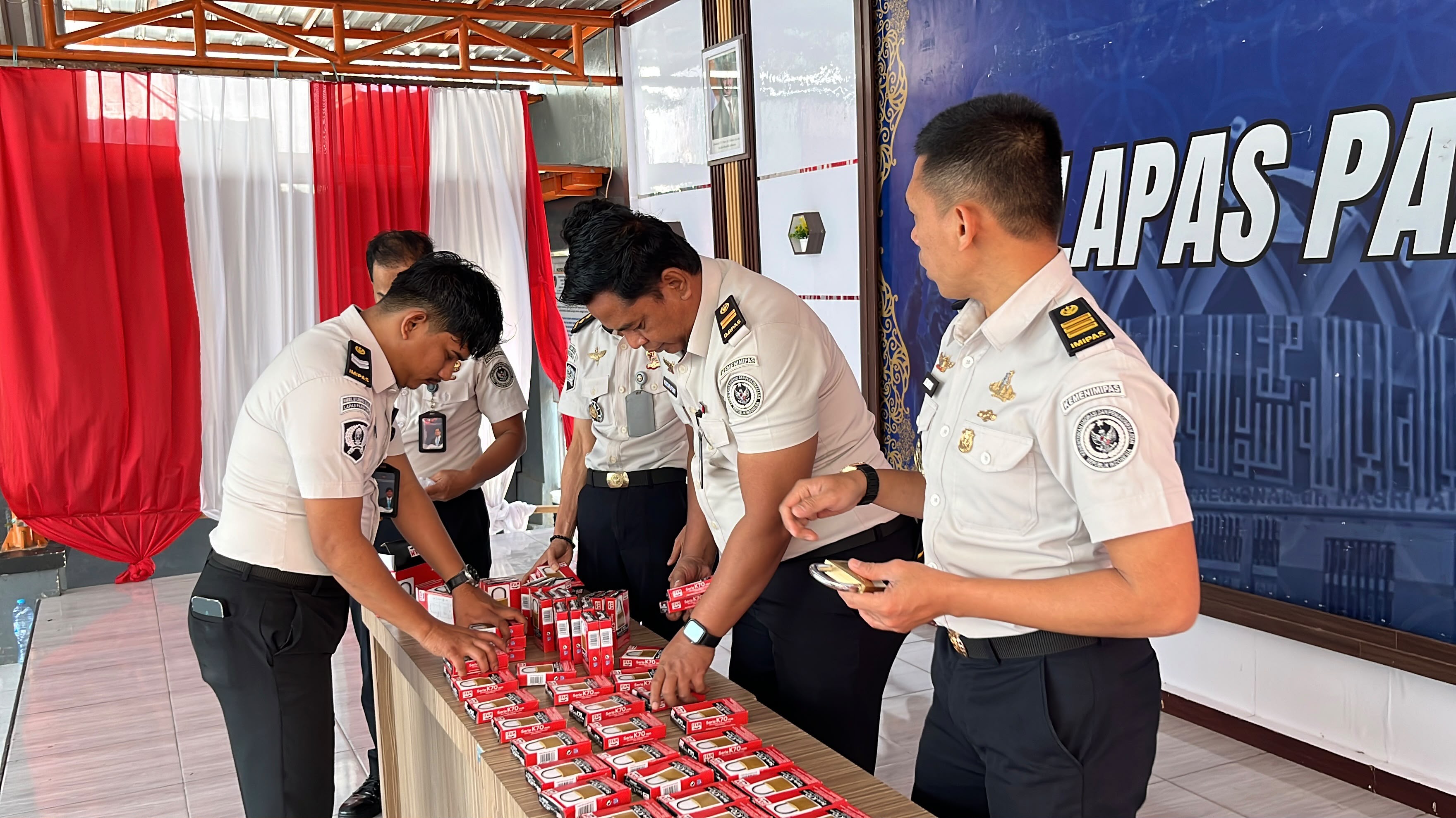 Langkah Preventif Jaga Keamanan, Lapas Parepare Mengganti Seluruh Gembok Kamar Hunian Warga Binaan Pemasyarakatan (WBP)