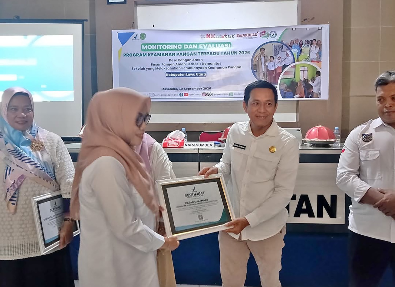 Pasar Rakyat Sukamaju Jadi Teladan, Terima Penghargaan Keamanan Pangan dari BPOM