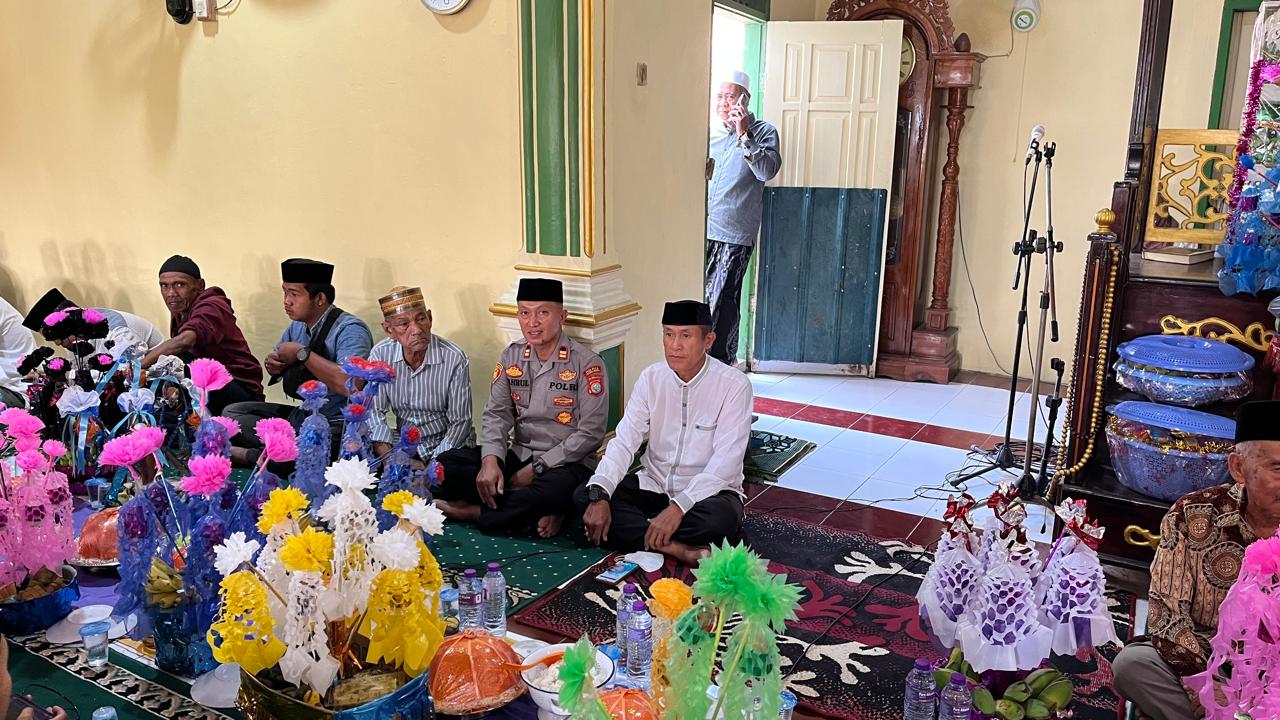 Kapolsek Polewali Hadiri Peringatan Maulid Nabi Muhammad SAW 1448 H di Masjid Takwa