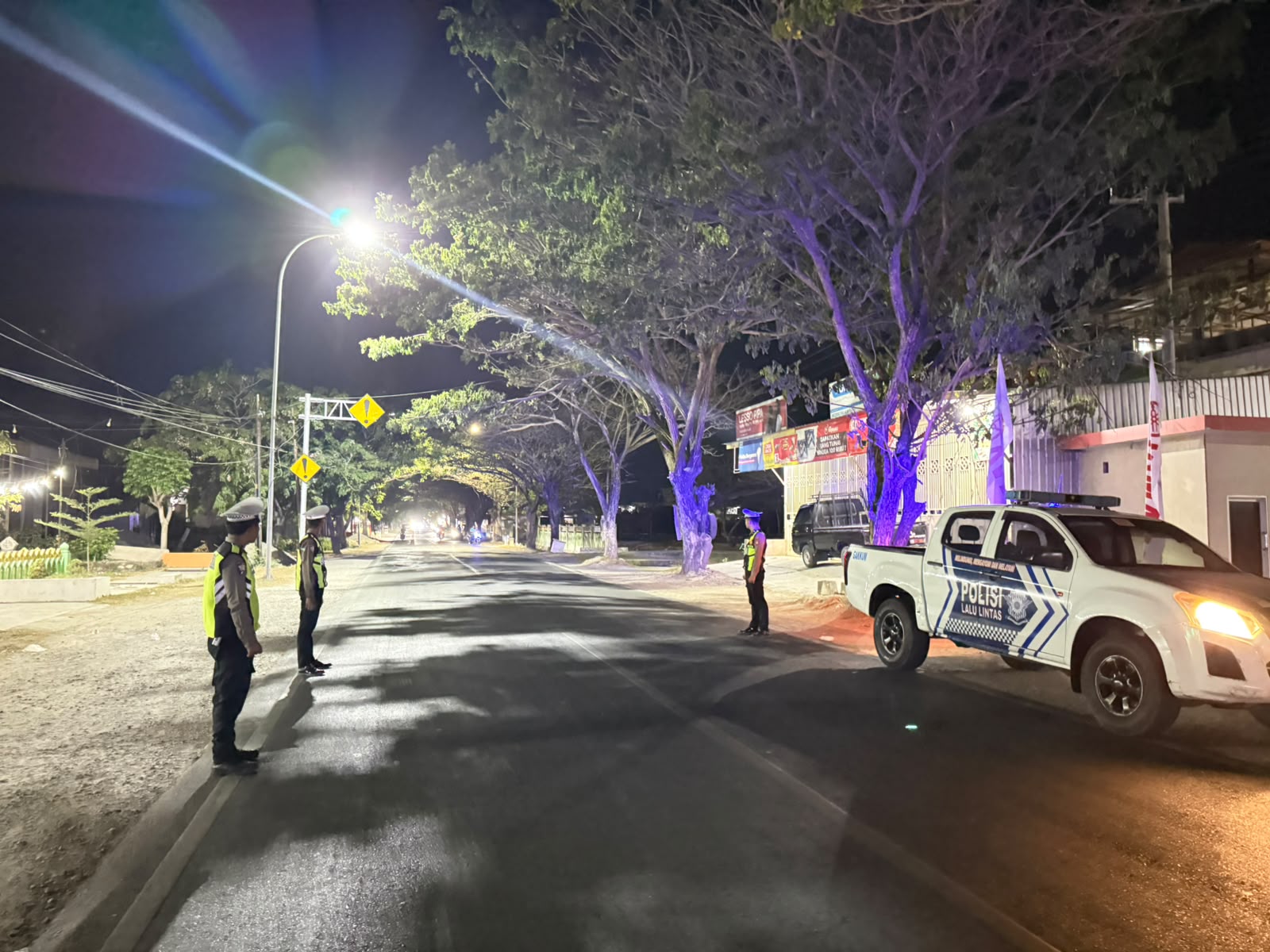 Blue Light Satlantas Polres Majene Sasar Jalur Trans Sulawesi, Cegah Pelanggaran dan Kejahatan Jalanan