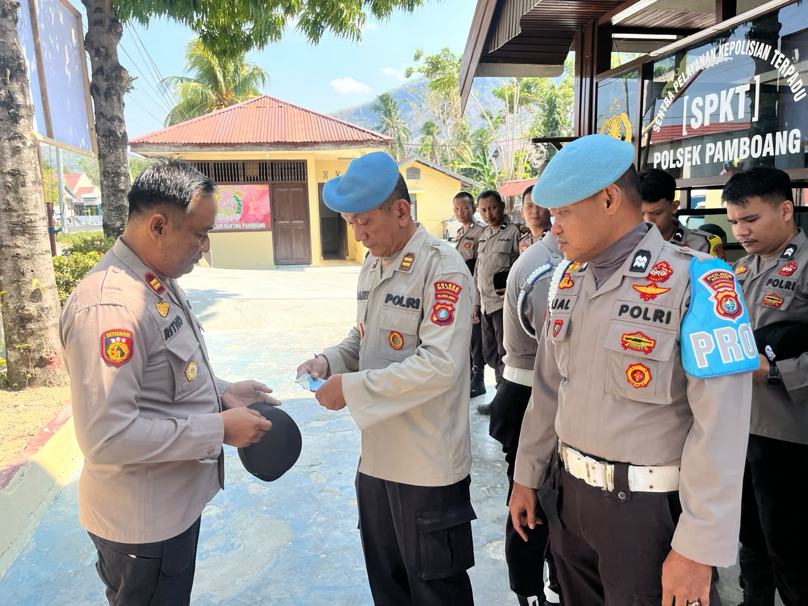 Gaktiblin Mendadak, Propam Polres Majene Periksa Kesiapan Personel Polsek Pamboang