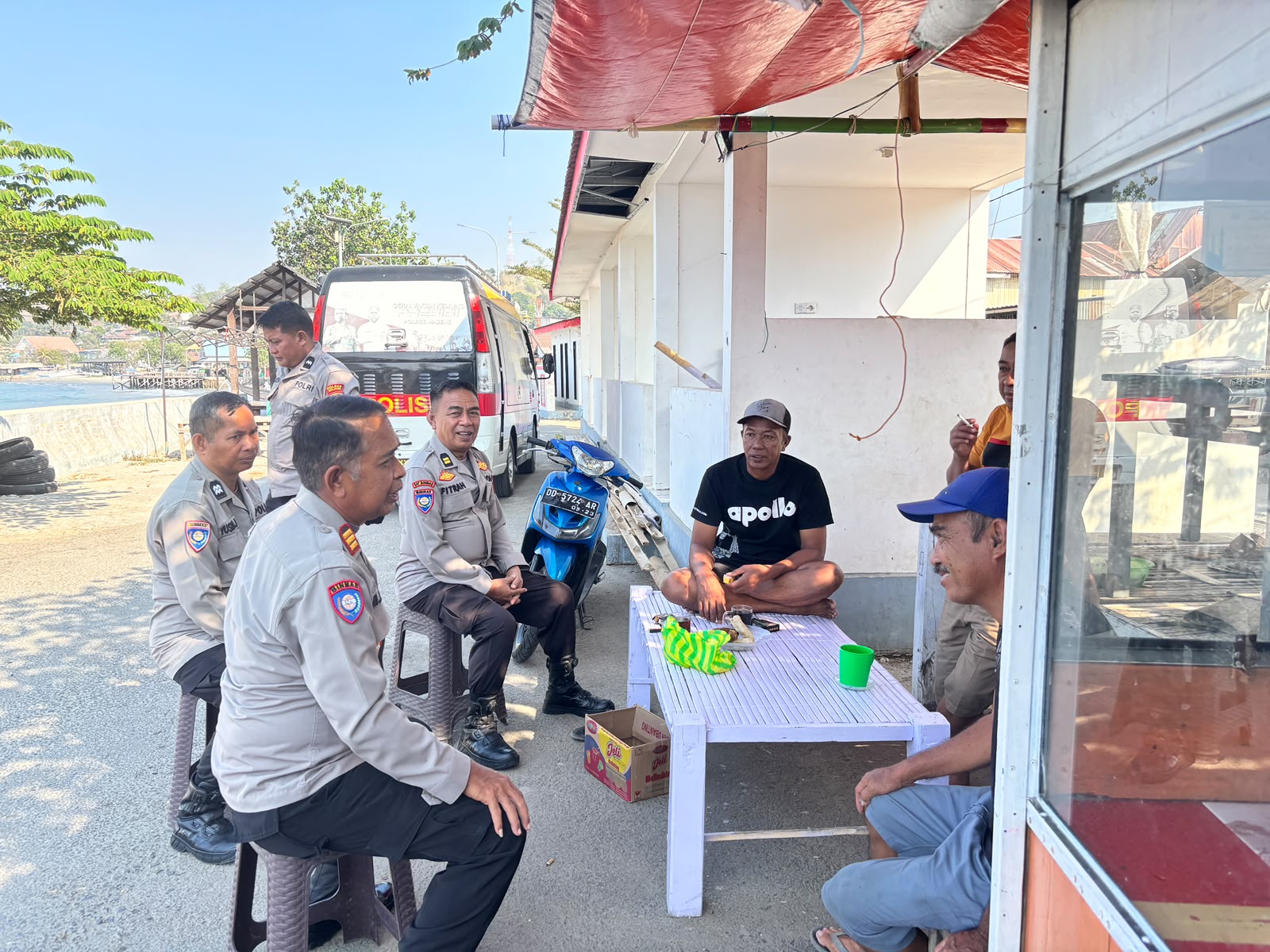 Bangun Komunikasi Dua Arah, Sat Binmas Polres Majene Sambangi Tokoh Pemuda dan Masyarakat