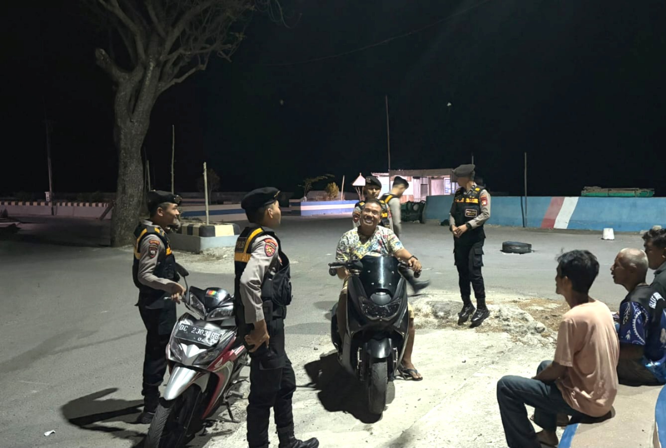 Patroli Malam Polres Majene Sasar Ruas Jalan dan Titik Kerumunan Warga