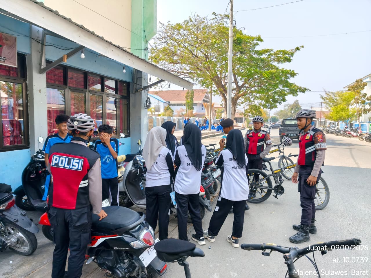 Patroli Bersepeda, Sat Samapta Polres Majene Sasar Pelajar dan Pangkalan Ojek