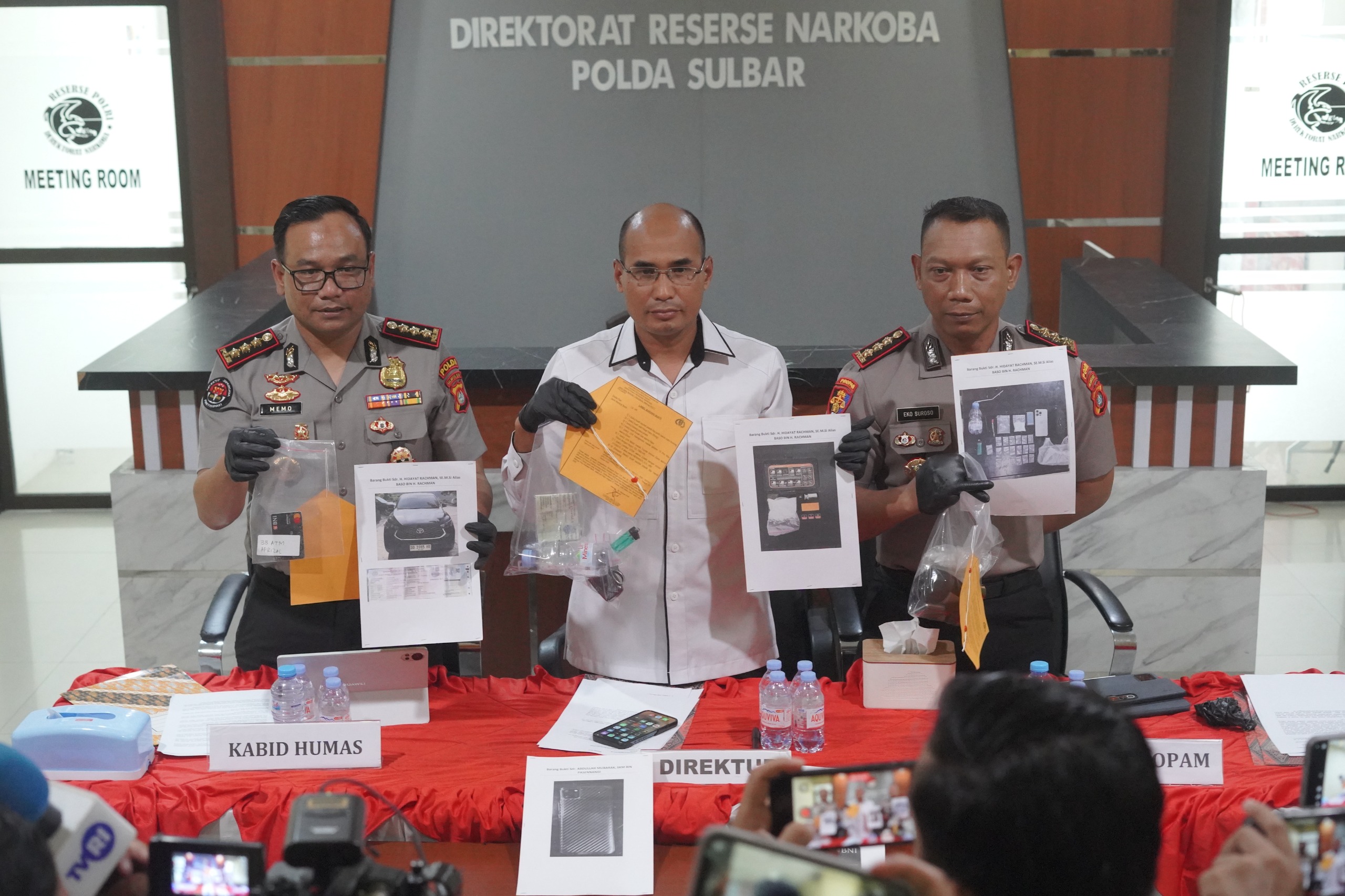 Polda Sulbar Ungkap Jaringan Narkoba, PNS dan Oknum Polri Terlibat, Komitmen Penegakan Hukum Tanpa Pandang Bulu