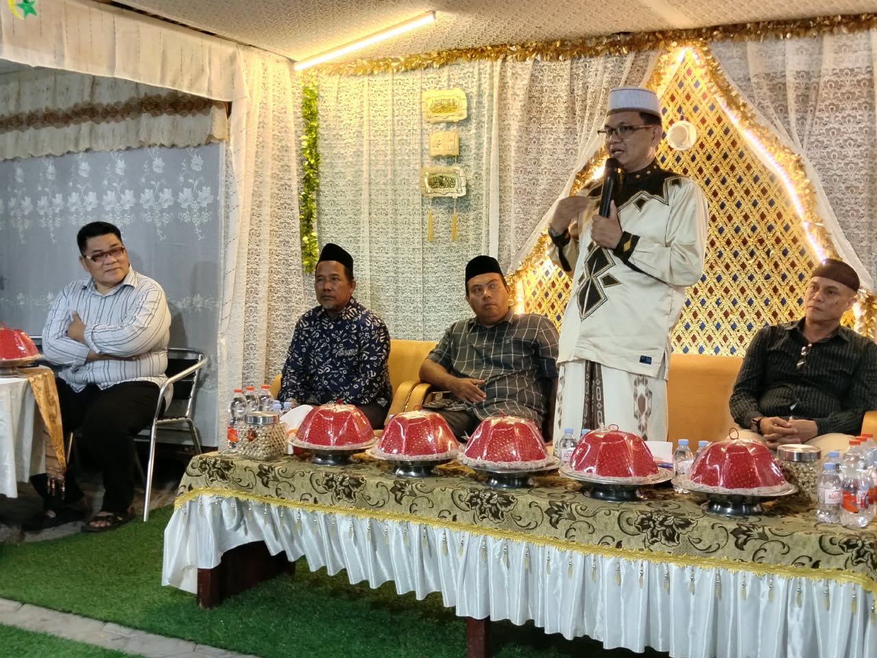 Pendeta Adrian Maya Hadiri Maulid, Pesan Toleransi Menguat di Pinrang
