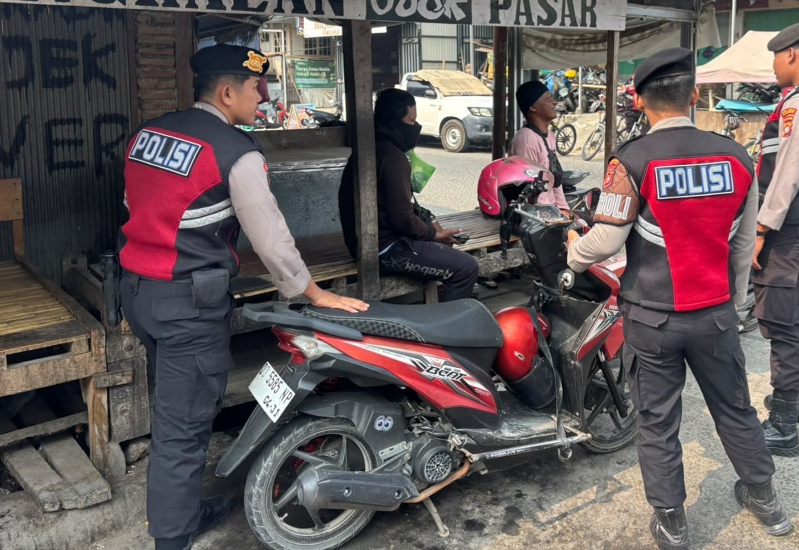 Patroli Dialogis, Sat Samapta Polres Majene Sasar Pangkalan Ojek dan Base Camp Kurir