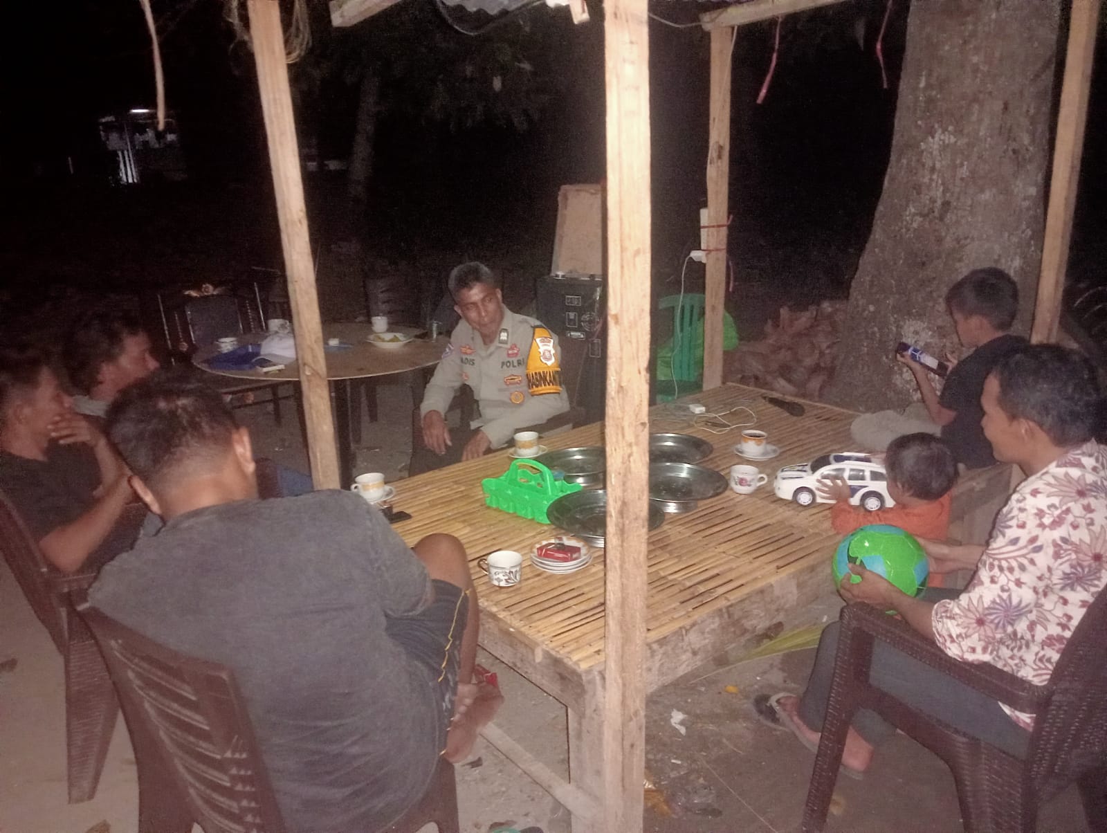 Polisi Bersama Masyarakat, Polsubsektor Tubo Sendana Ingatkan Warga Waspada Karhutla