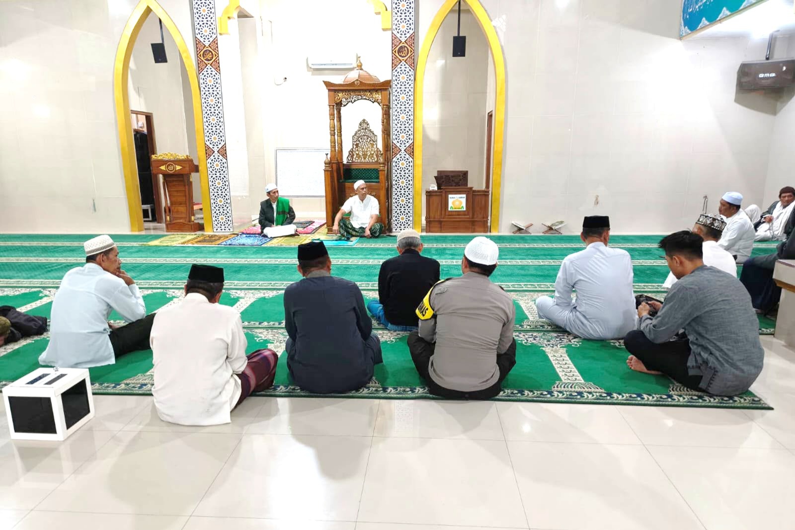 Lewat Subuh Keliling, Kapolres Majene Perkuat Kedekatan dengan Warga dan Cari Solusi Persoalan Kamtibmas