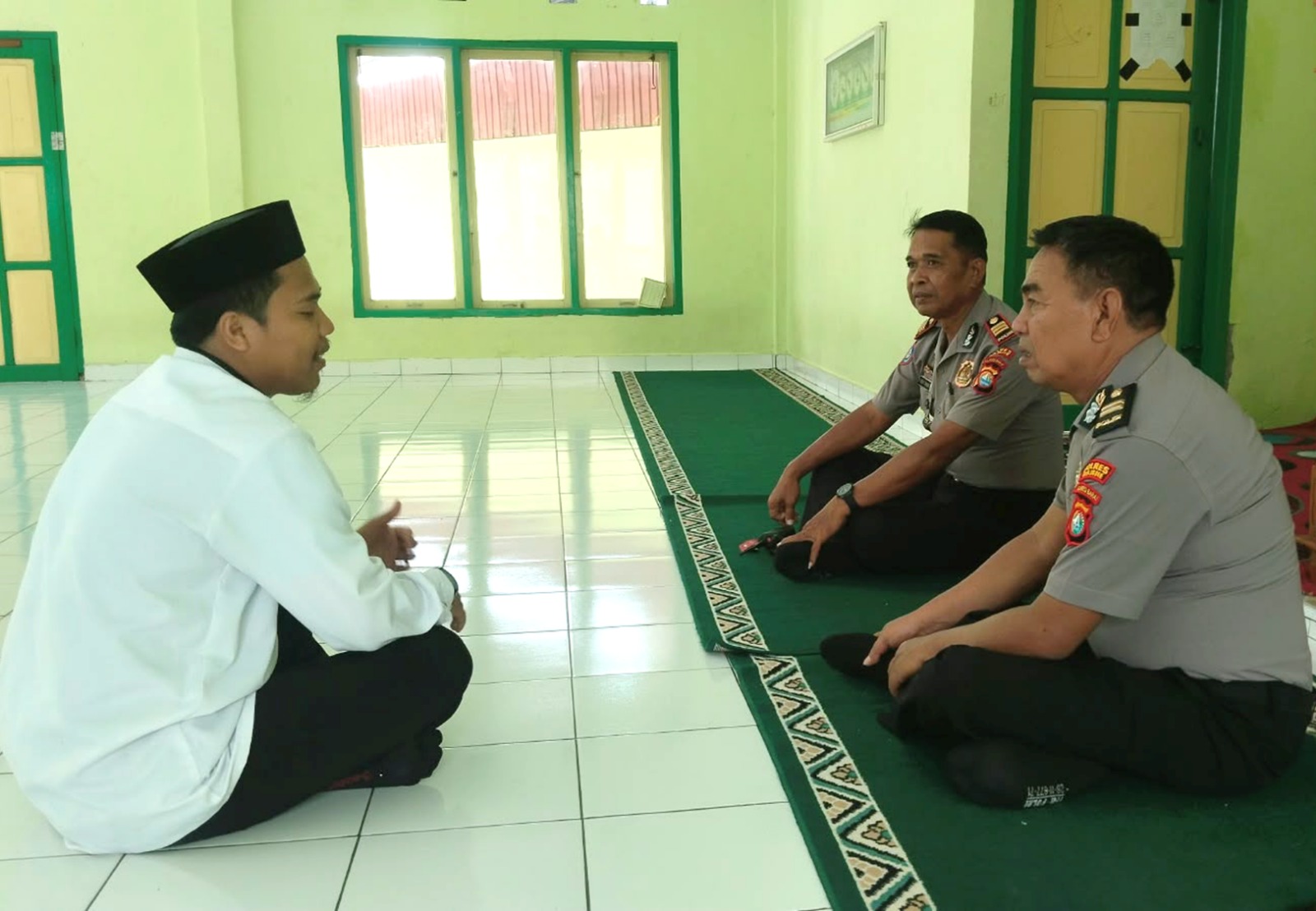 Sambang Keagamaan Jadi Momentum Sat Binmas Polres Majene Serap Aspirasi Masyarakat