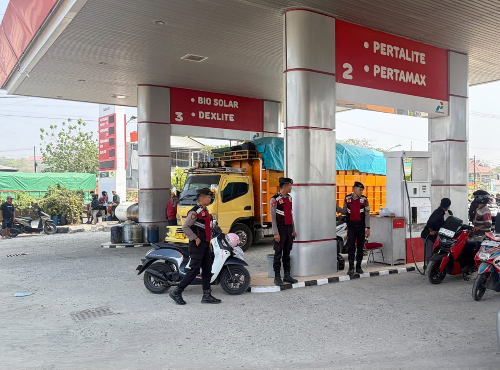 Samapta Polres Majene Patroli Dilogis ke SPBU, Antisipasi Gangguang Kamtibmas