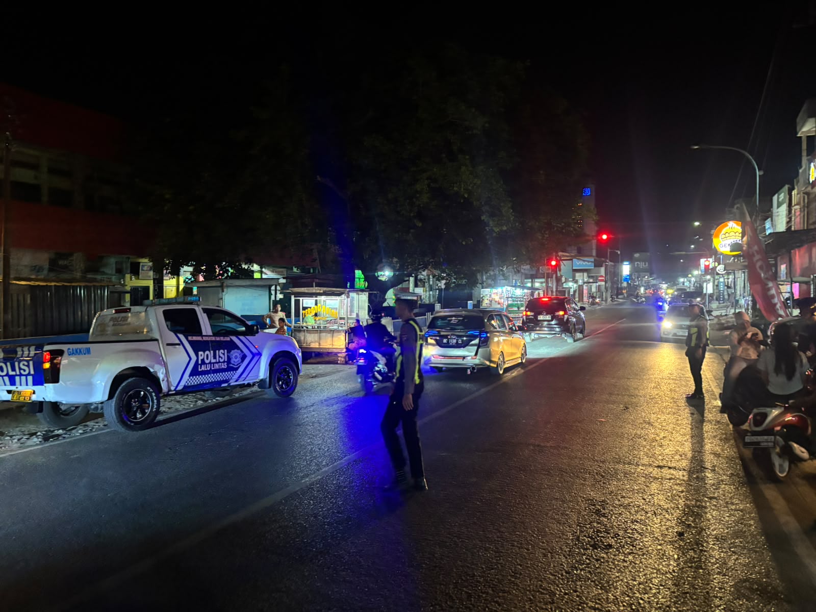Polisi Bersama Masyarakat, Patroli Blue Light Satlantas Polres Majene Sasar Pelanggaran dan Knalpot Bising