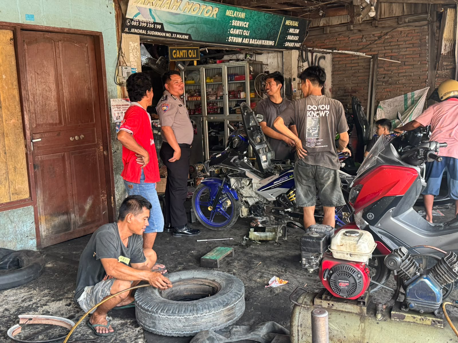 Cegah Gangguan Knalpot Brong, Sat Binmas Polres Majene Edukasi Pemilik Bengkel